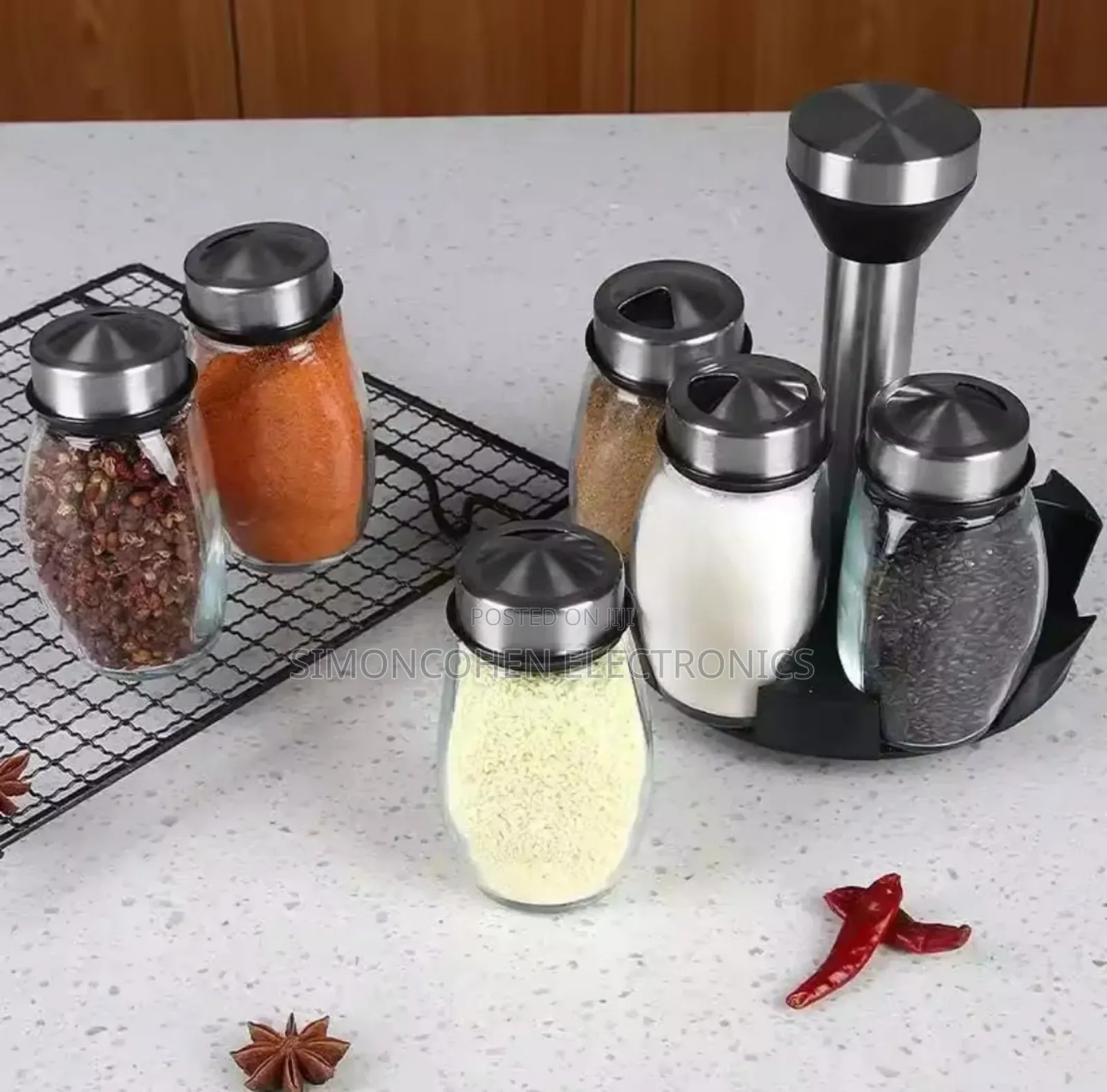 7 In 1 Kitchen Rotating Spice Bottle Set With Metallic Lid