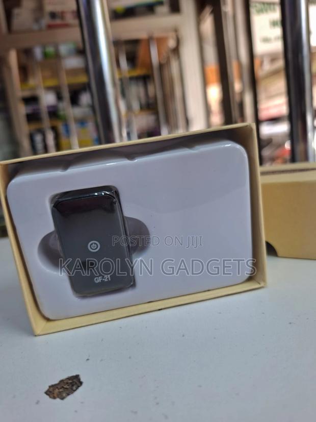 Gf-21 Mini Magnetic GPS Tracking Device With Sos Alert