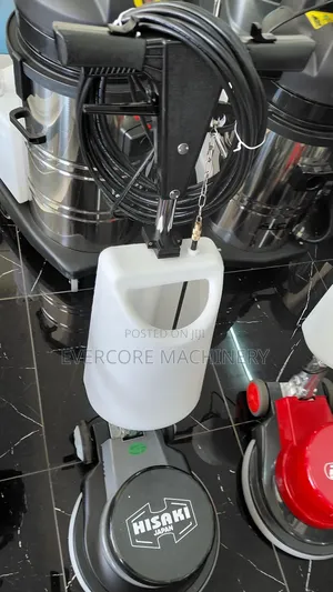 Hisaki Japan Carpet/Floor Scrubbingmachine.