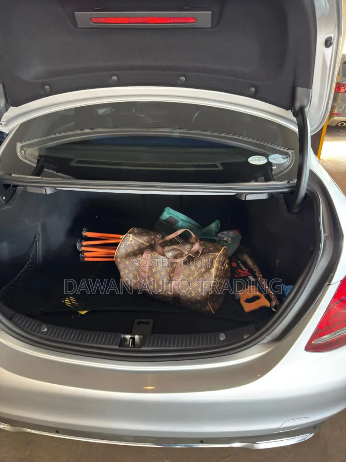 Mercedes-Benz C180 2015 Silver