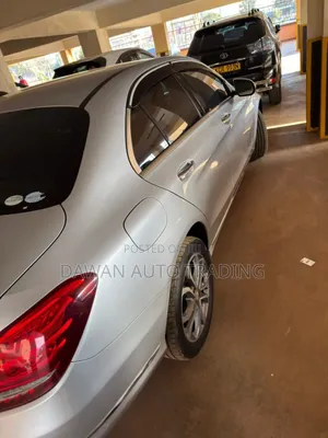 Mercedes-Benz C180 2015 Silver