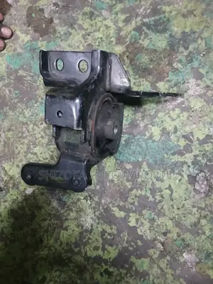 Toyota Engine / Gearbox Mount Left Side 2012–2019 Original Ex-Japan