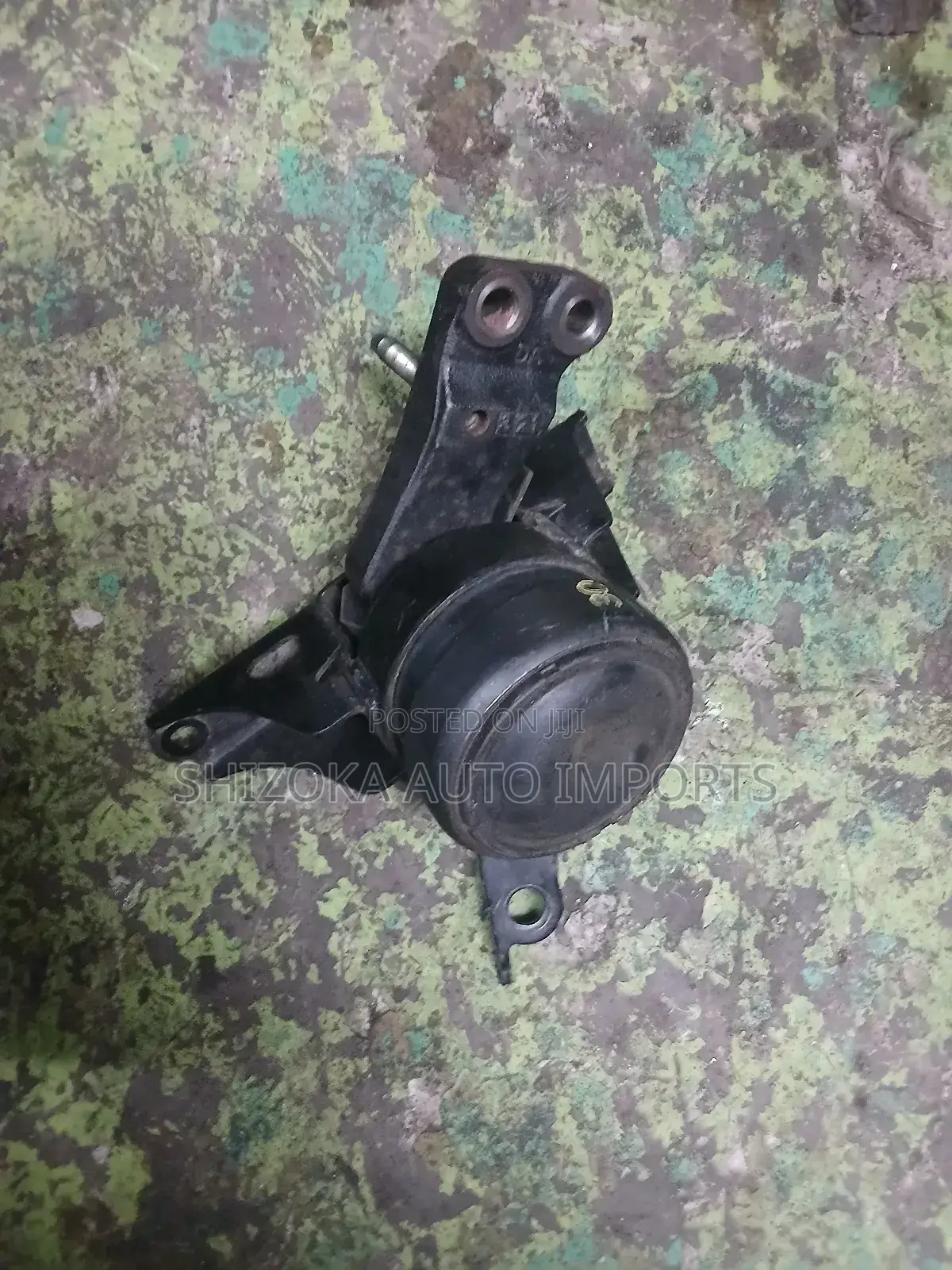 Toyota Vitz Front Right Engine Mount 2008–2015 Original Ex-Japan