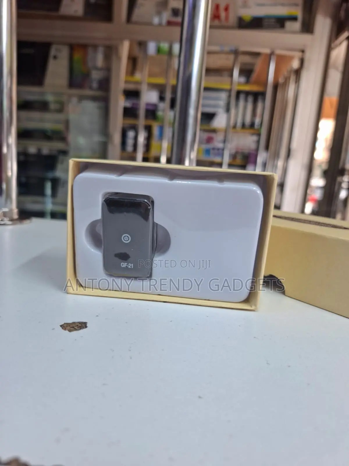 Gf-21 Compact Gps Tracker Anti-theft Security Device