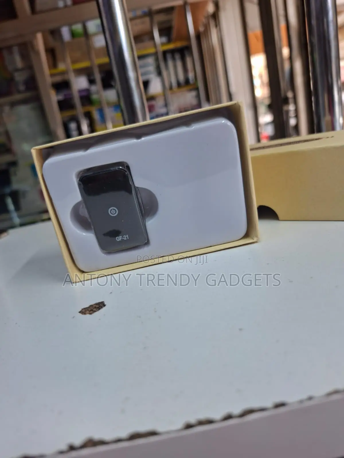Gf-21 Compact Gps Tracker Anti-theft Security Device