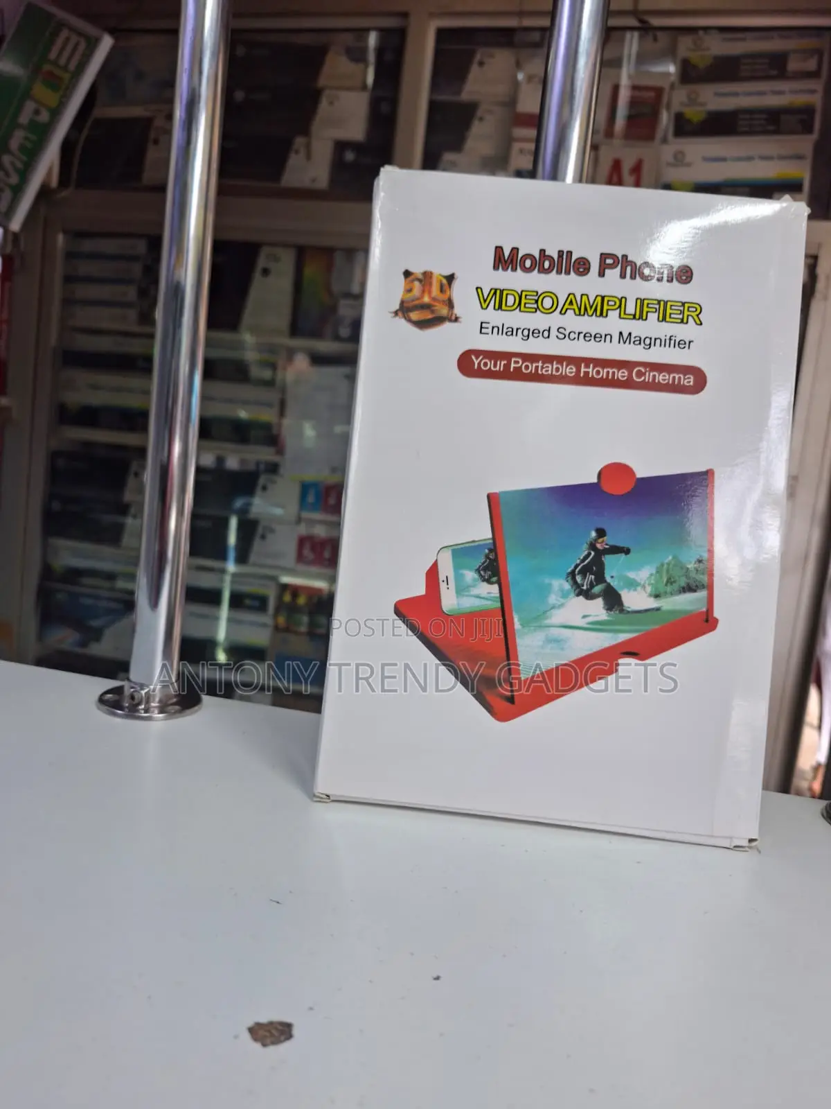 Foldable Smartphone Video Amplifier Blue Light Filter