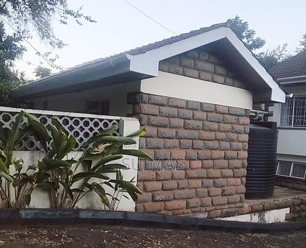 5bdrm Bungalow in Kitisuru for rent - thumbnail 3
