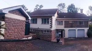5bdrm Bungalow in Kitisuru for rent