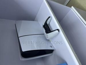 Play Station 5 Slim - thumbnail 2