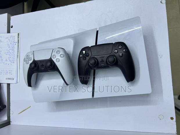 Play Station 5 Slim - main view