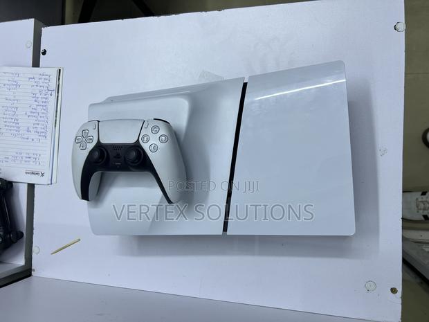 Play Station 5 Slim - main view