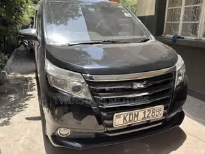 Toyota Noah 2.0 AWD (7 Seater) 2016 Black