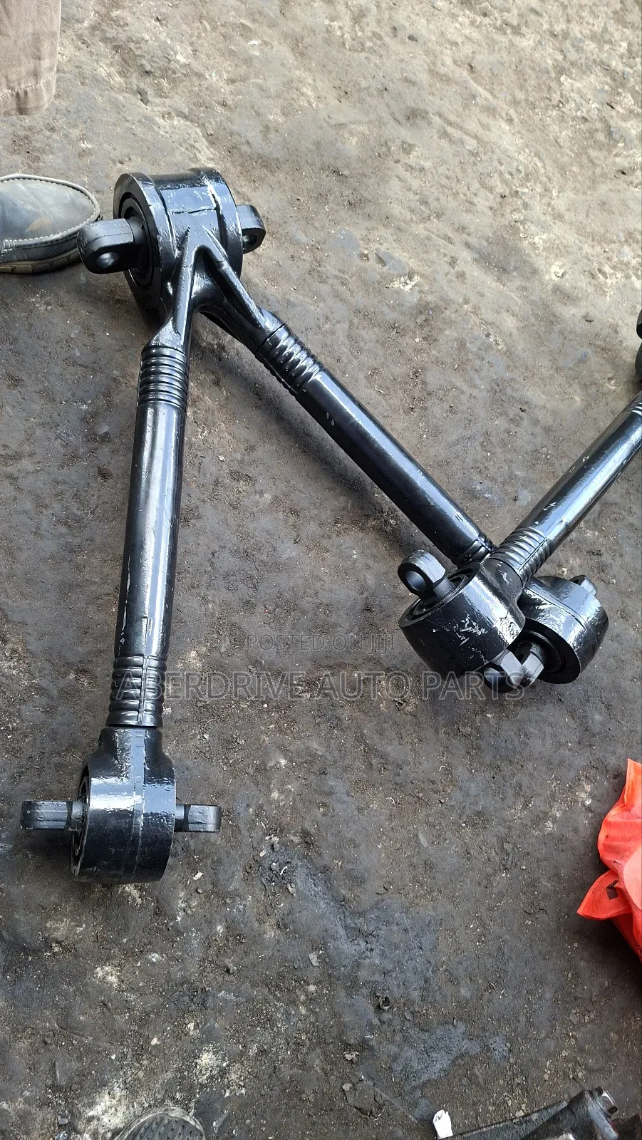 V - Arm Isuzu FVZ