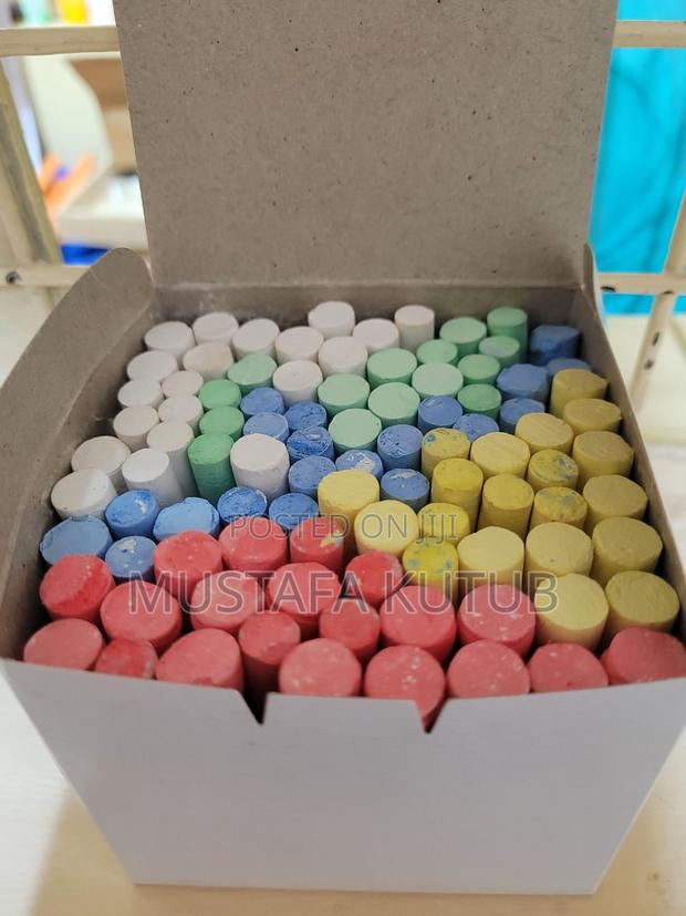 Low Dust School Chalks