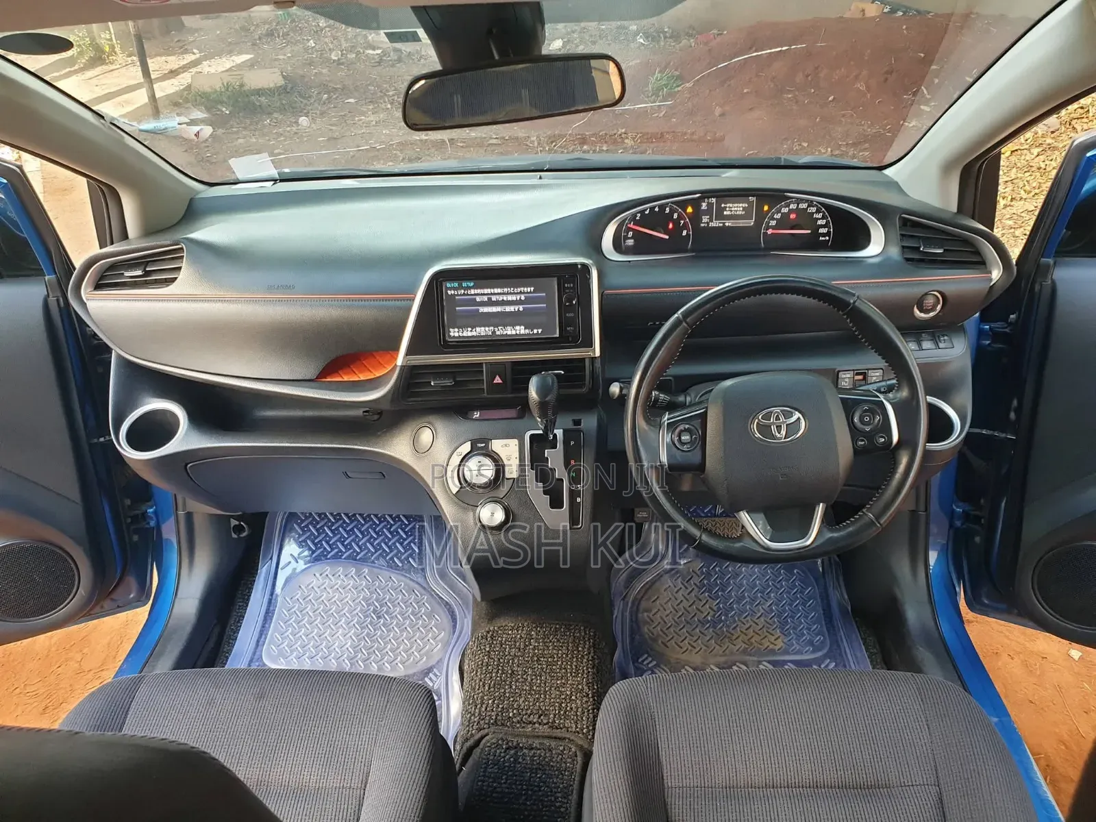 Toyota Sienta 2014 Blue