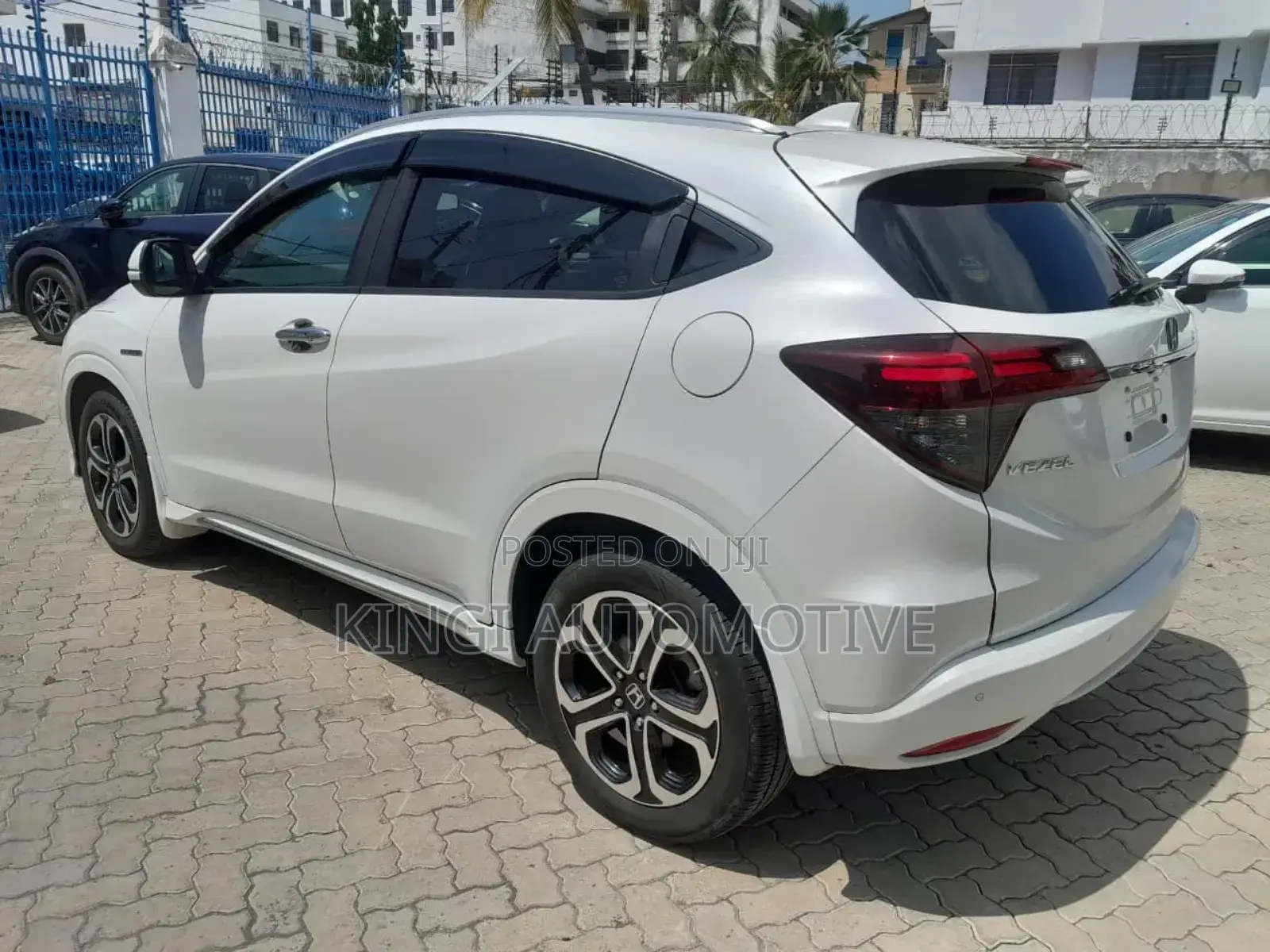 Honda Vezel 2019 White