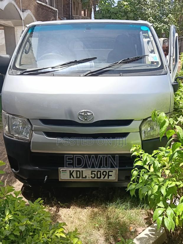 Toyota Hiace 2016 - thumbnail 5