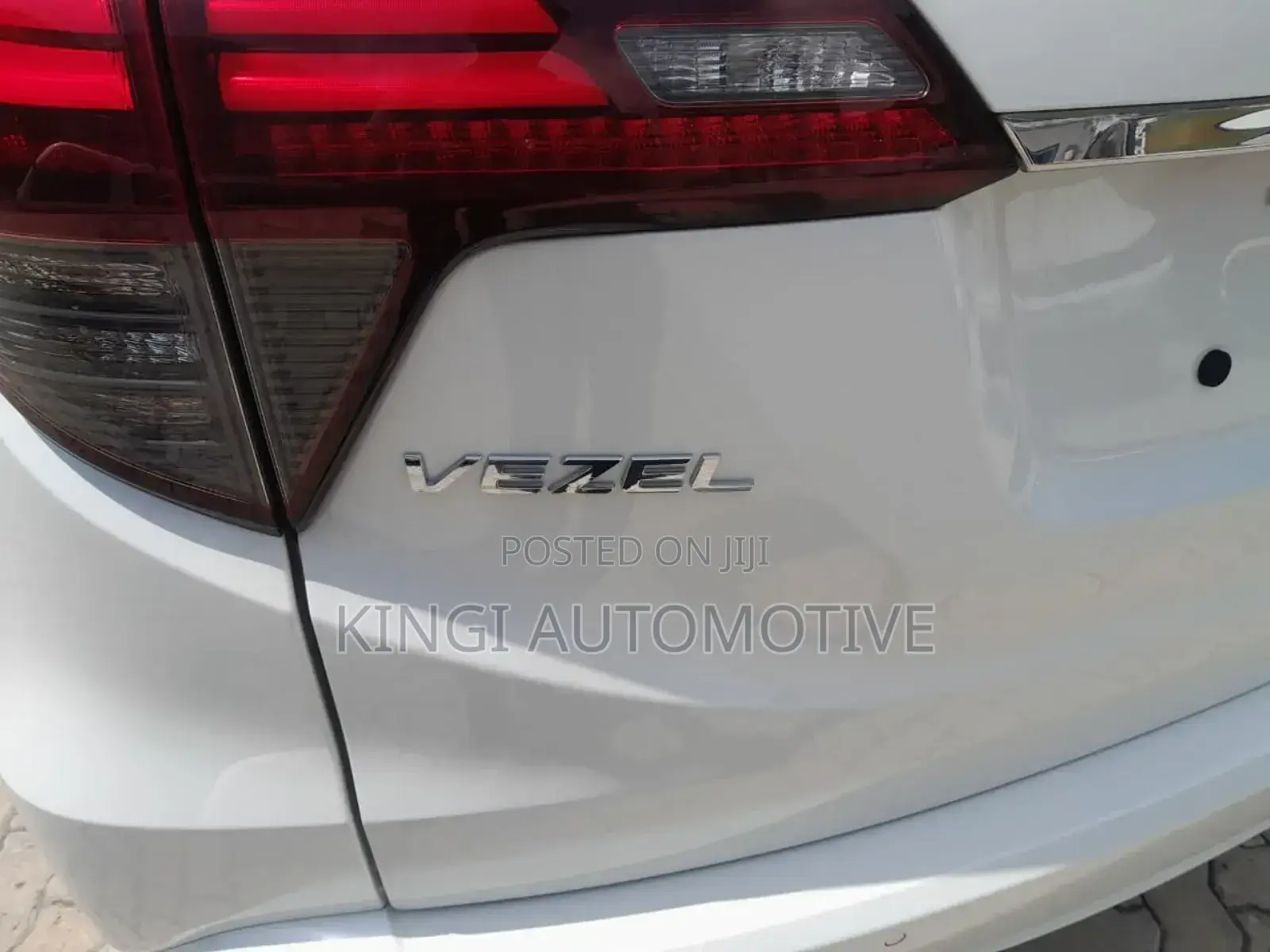 Honda Vezel 2019 White