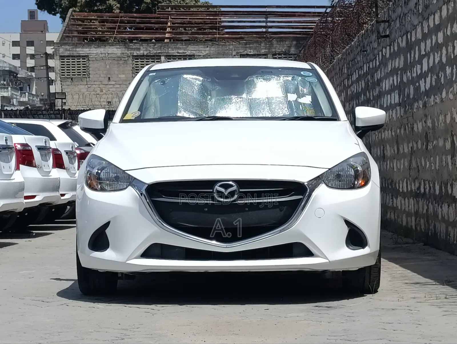 Mazda Demio 2018 Pearl