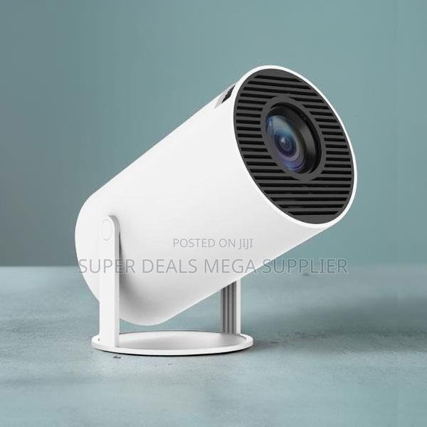 High Performance Mini Wifi Android Projector With Inbuilt Speaker