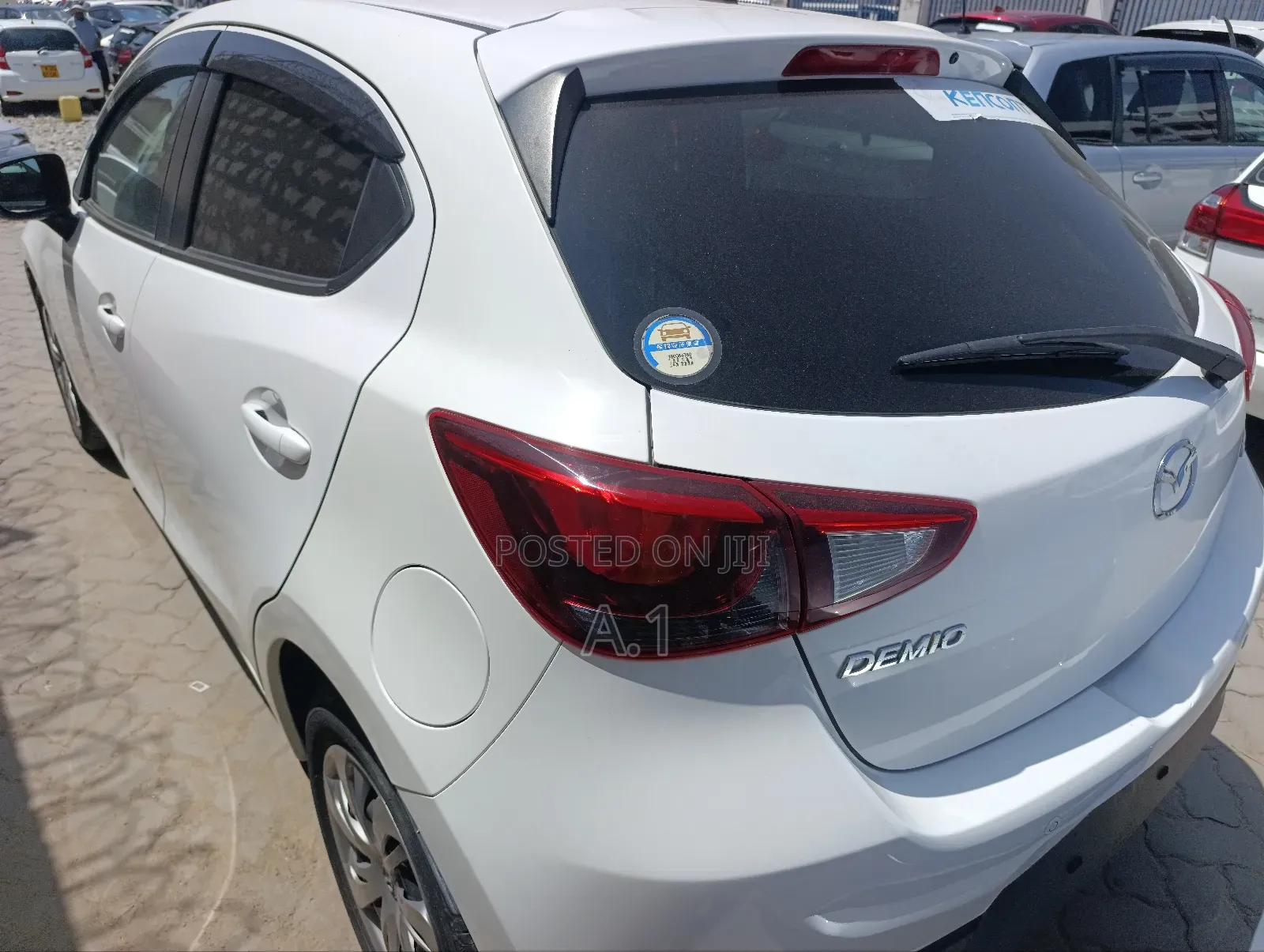 Mazda Demio 2018 Pearl