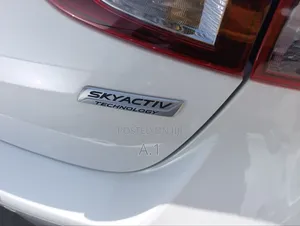 Mazda Demio 2018 Pearl
