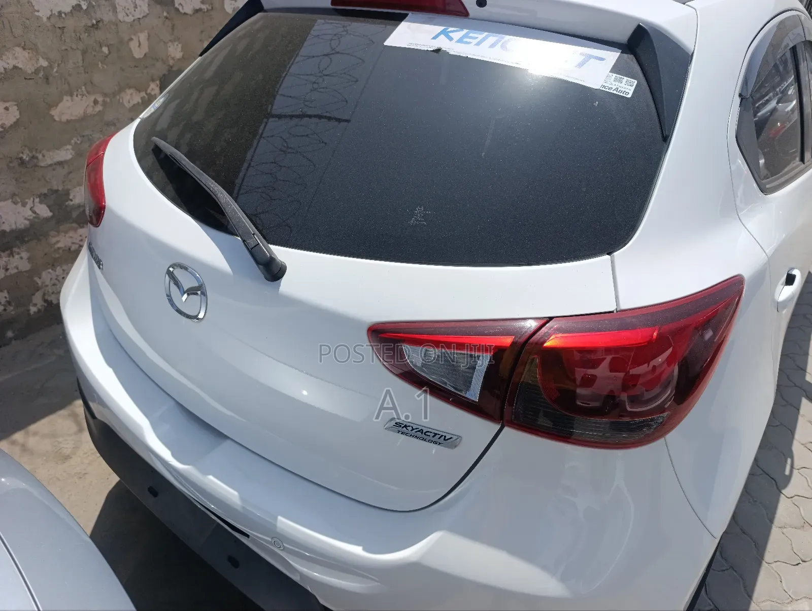 Mazda Demio 2018 Pearl