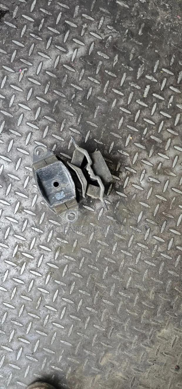 Nissan Note/March Gearbox Mounting on Sale