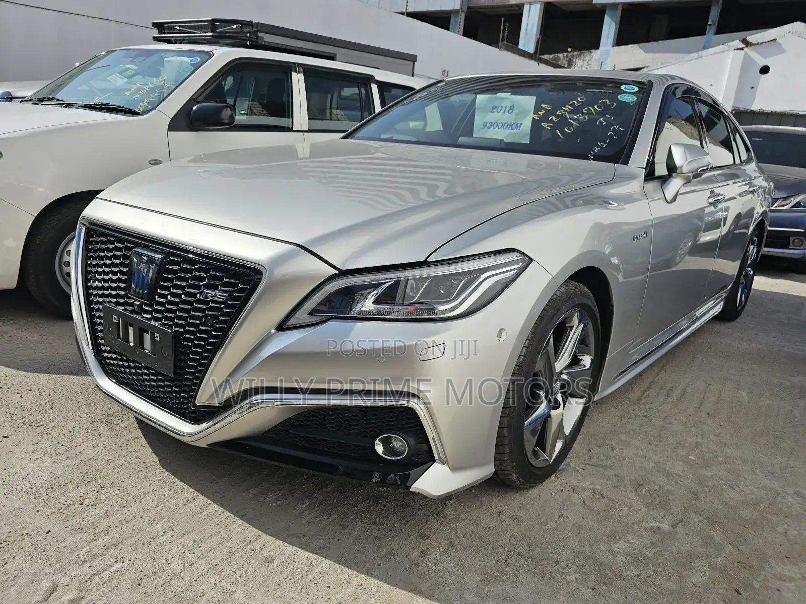 Toyota Crown 2019 Silver