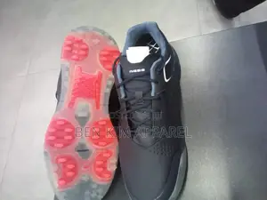 Navy Blue Water Proof Golf Shoes, Light Weight 760gms Rubber Spikes