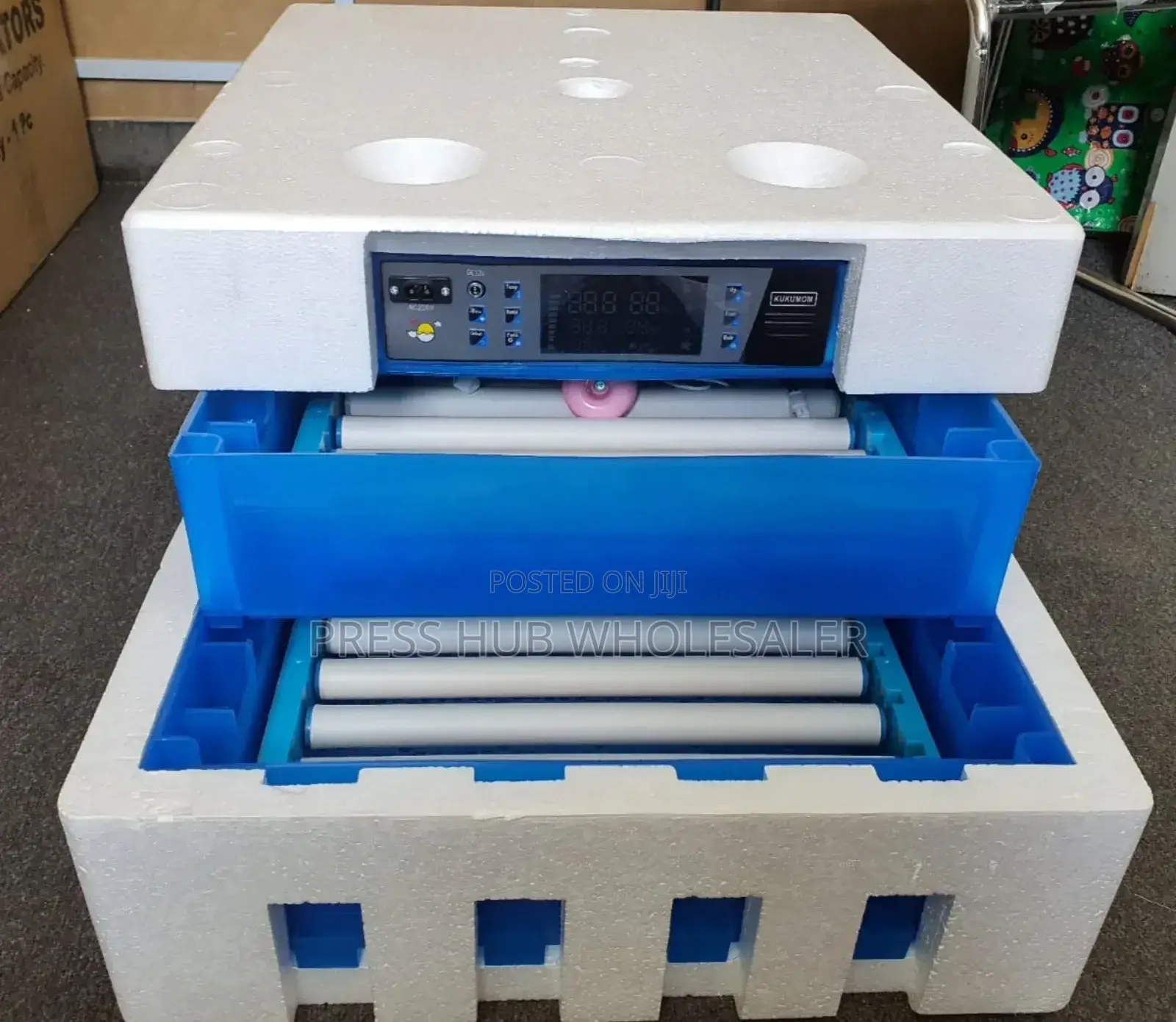 128-Egg Automatic Incubator* 