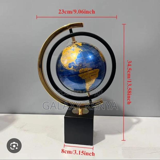 360 Degree Rotating Globe - thumbnail 2
