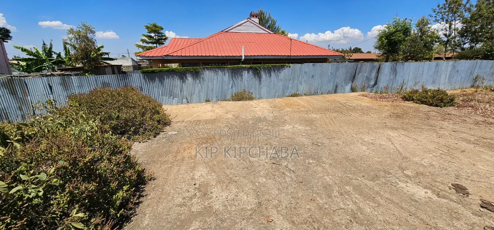 1⁄4 Plot With Foundation for Sake Kimumu Eldoret