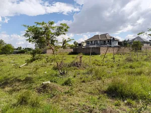 Kenyatta Road ,Thangari Estate 50 by 100 Plot