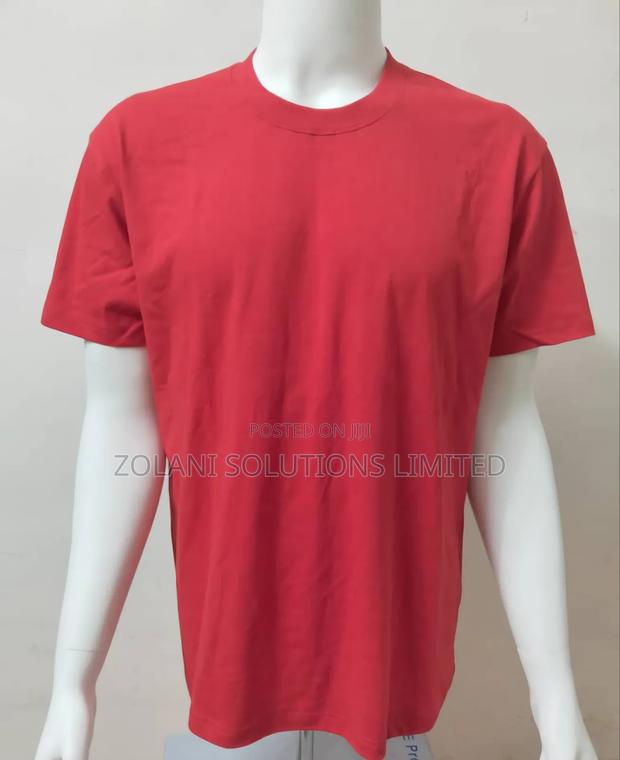 Plan Round Neck Tshirts. - main view