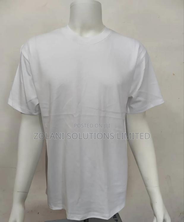 Plan Round Neck Tshirts. - thumbnail 5