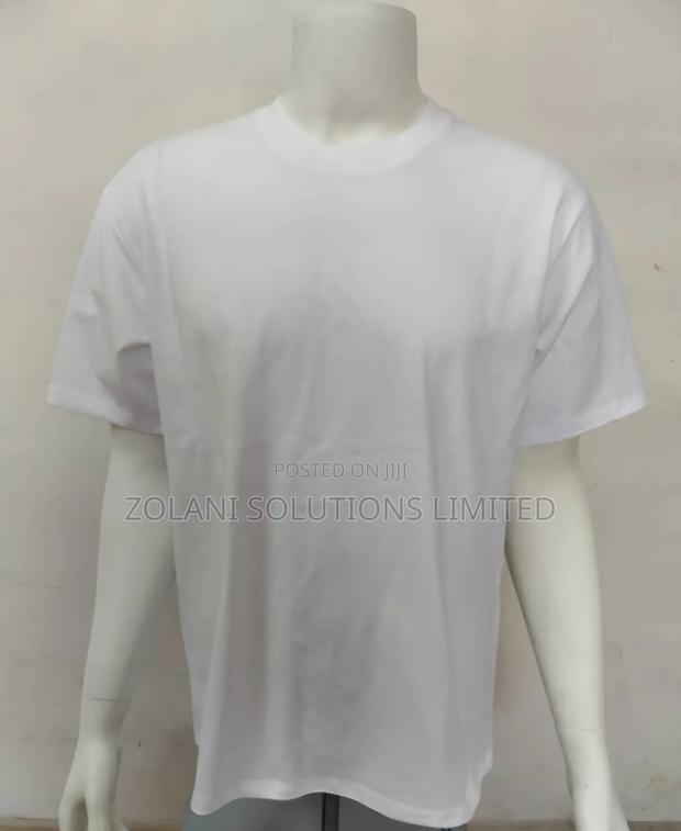 Plan Round Neck Tshirts. - thumbnail 9