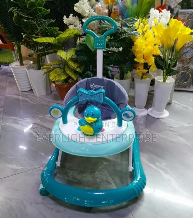 Momeasy Baby Walker - main view