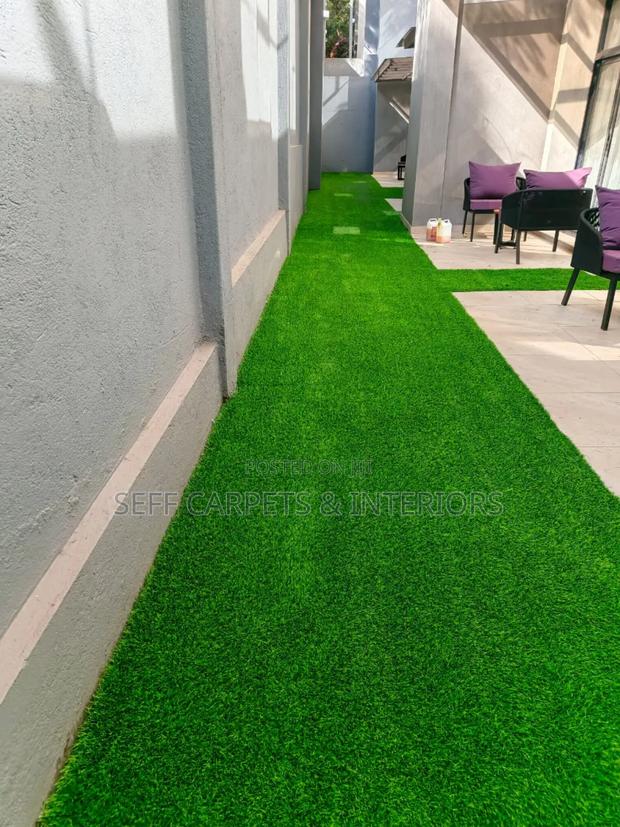 Gorgeous Green Artificial Grass Carpets - main view