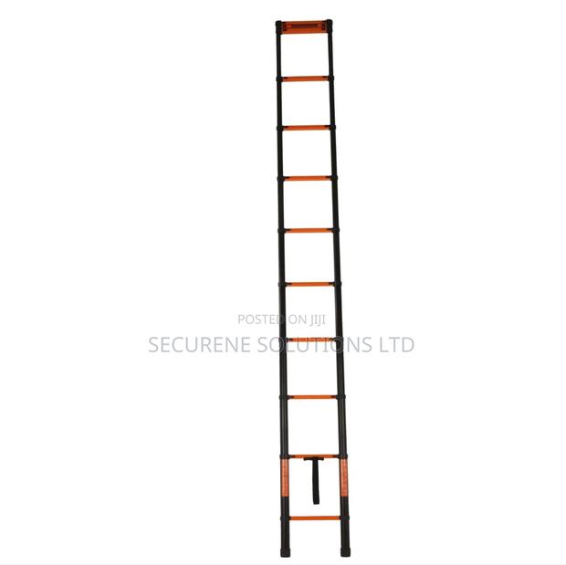 3.9m Single Telescopic Ladder - thumbnail 3
