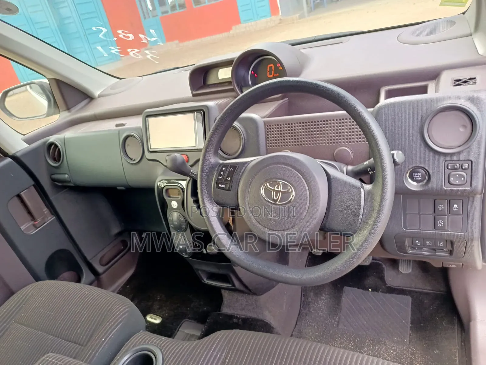 Toyota Porte 2019 White