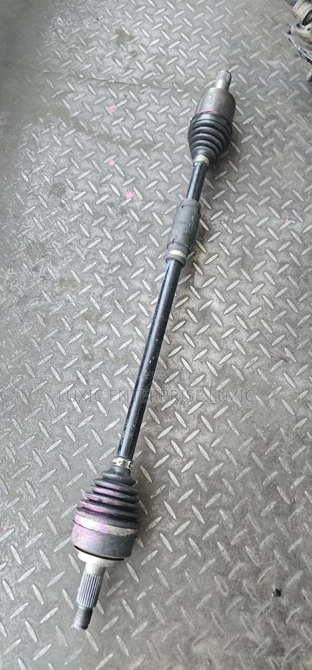 Honda Insight Drive Shaft Very Clean - thumbnail 3