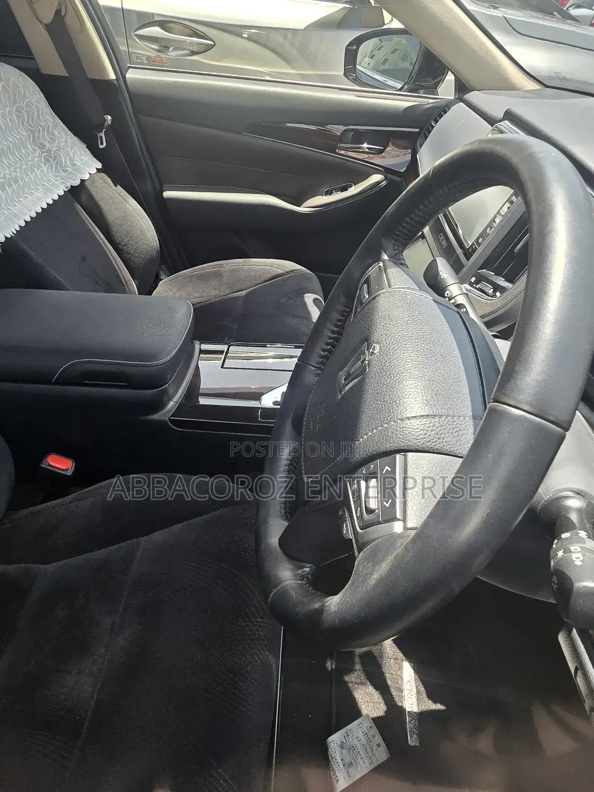 Toyota Crown 2018 Black