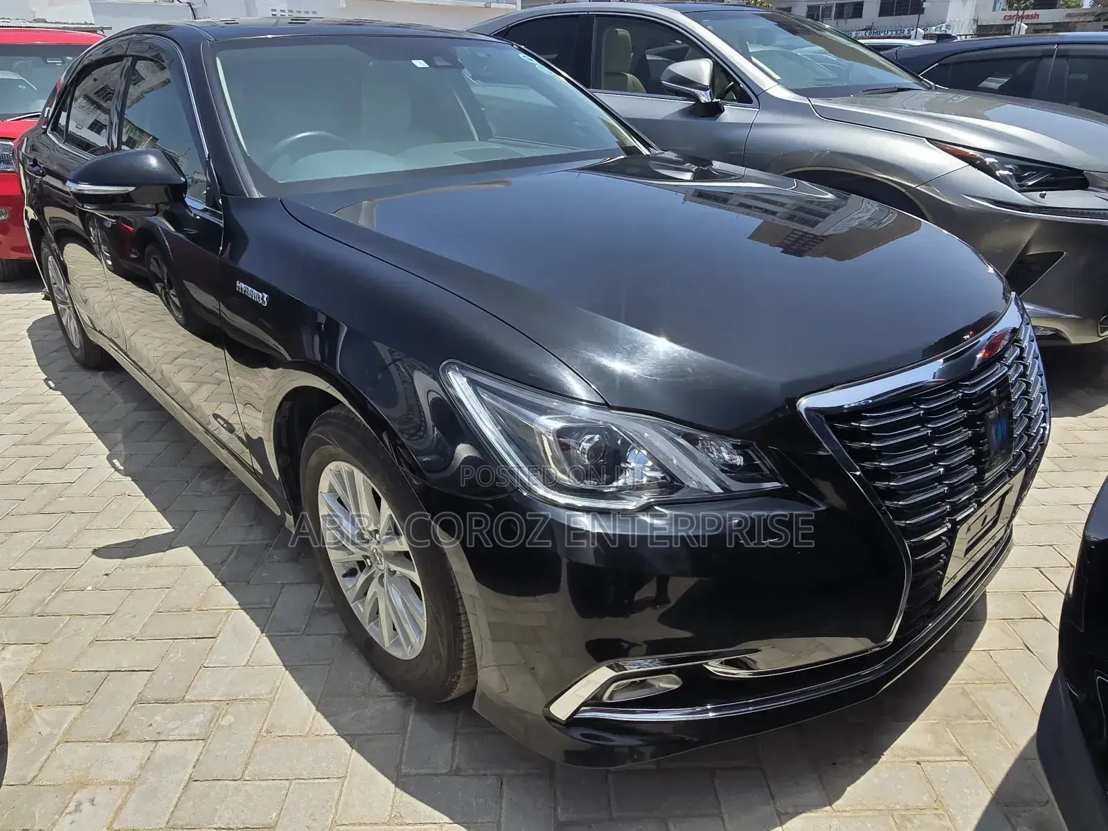 Toyota Crown 2018 Black