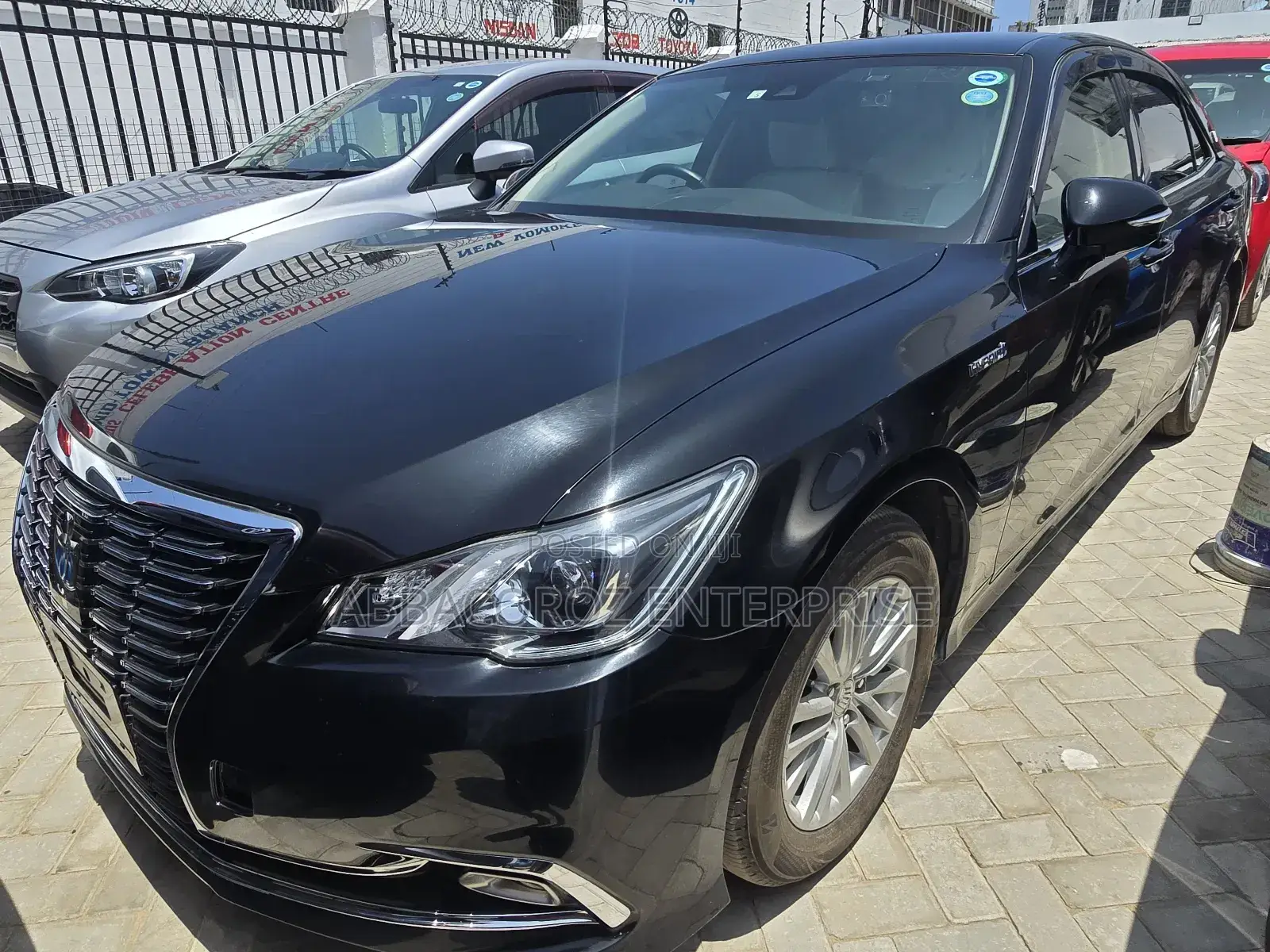 Toyota Crown 2018 Black