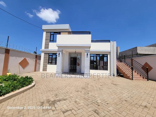 4bdrm Maisonette in Mugutha, Ruiru for sale - main view