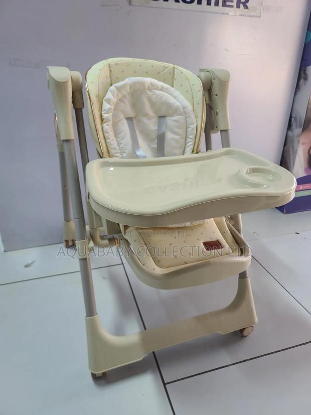 Adjustable Highchair - thumbnail 2