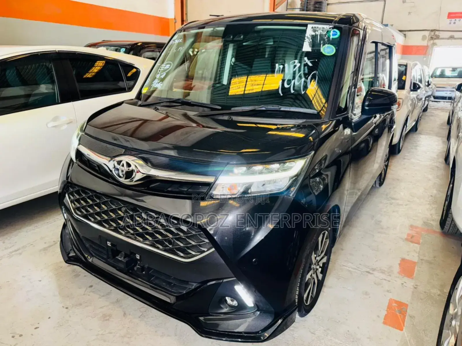 Toyota Tank 1.0 FWD 2019 Black