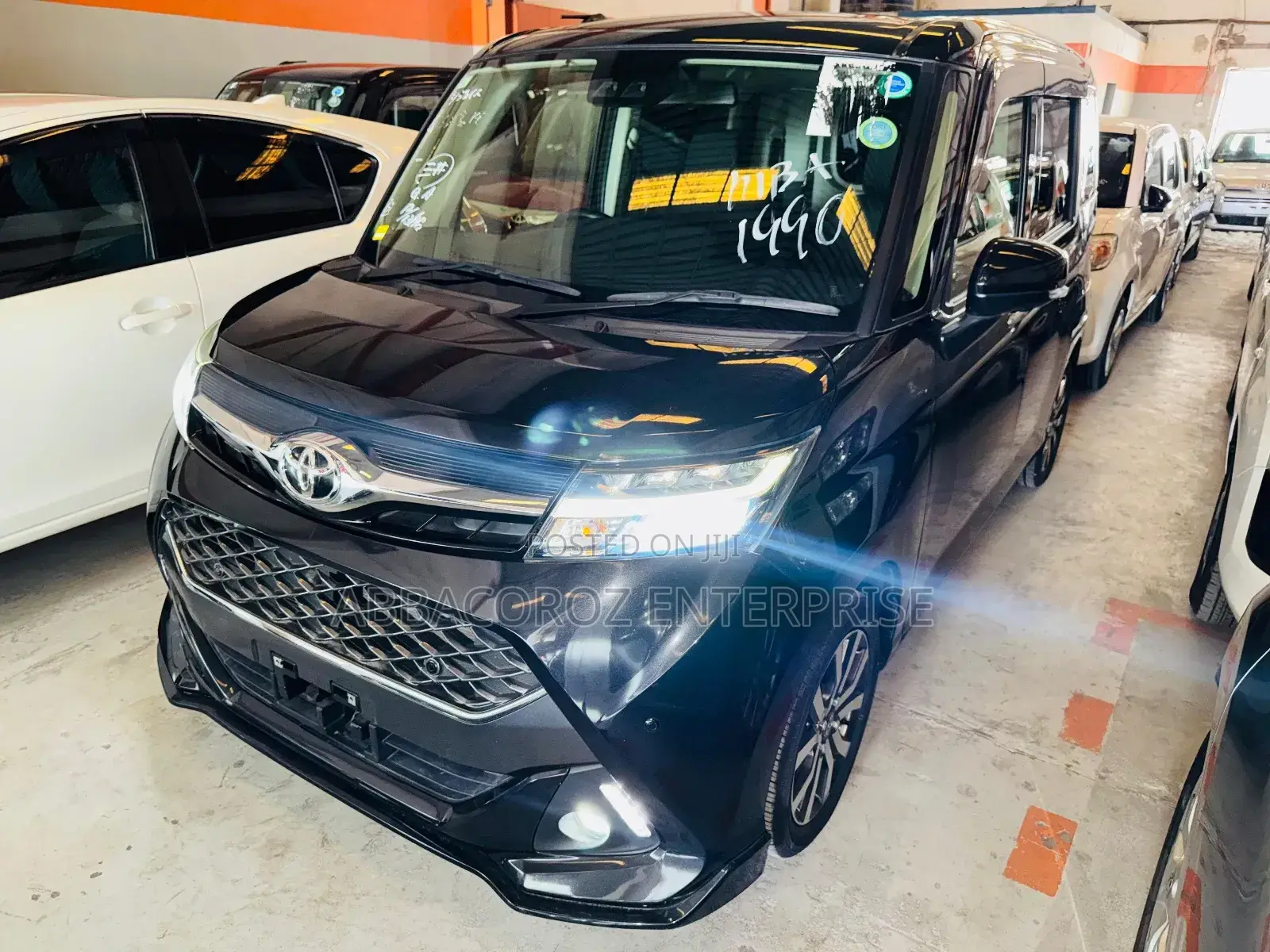 Toyota Tank 1.0 FWD 2019 Black