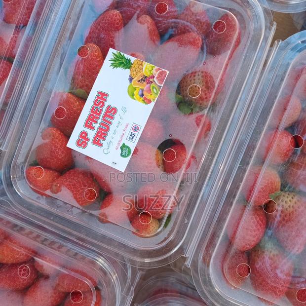 Fresh Strawberries - thumbnail 2